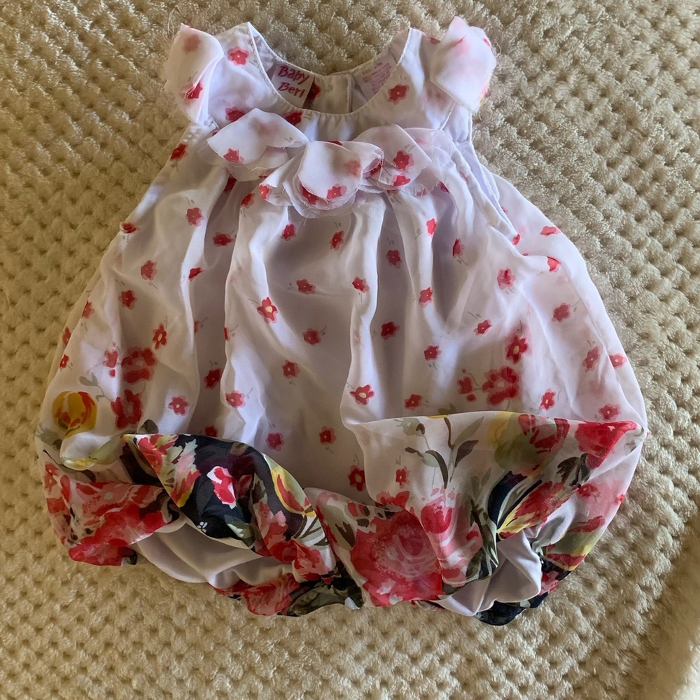 Baby girl floral romper